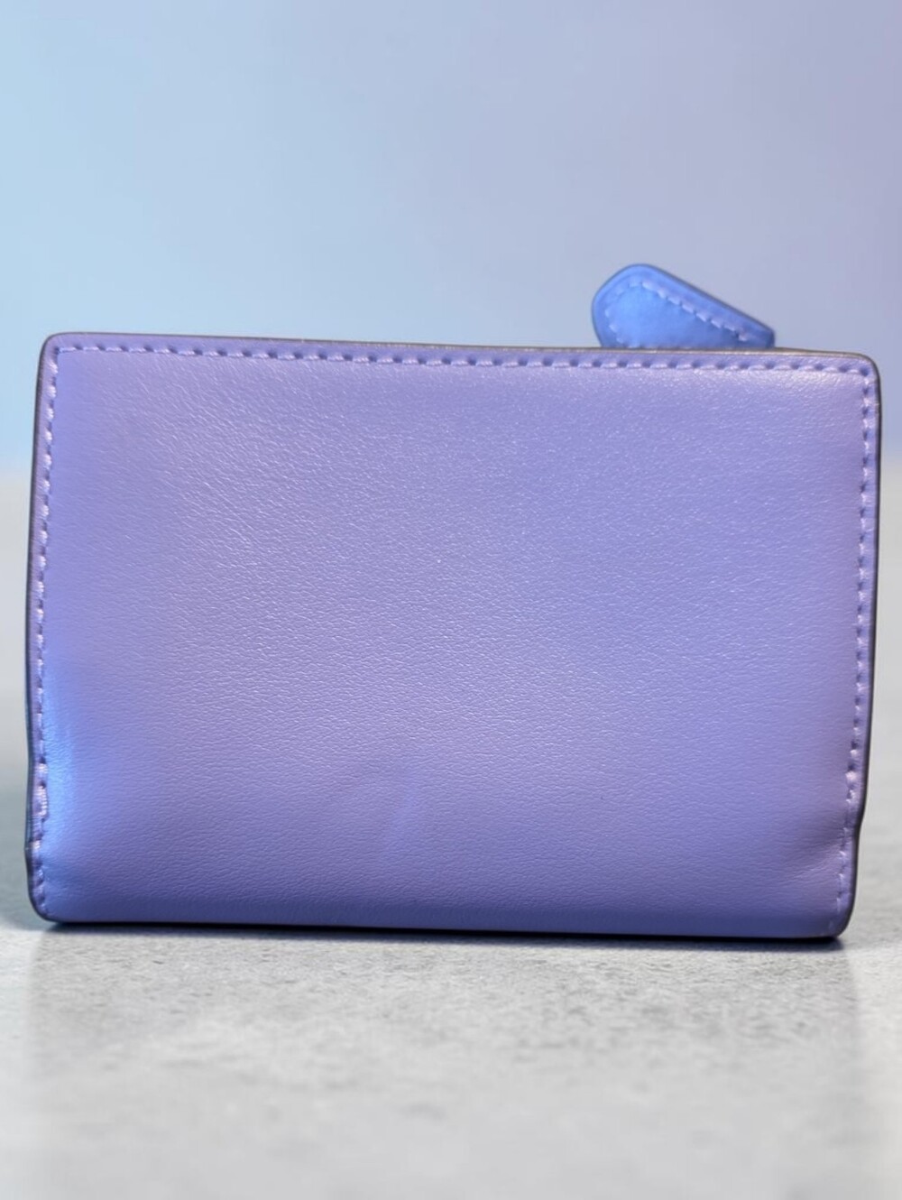 Euc Coach Lilac Leather Compact Wallet - Picture 2 of 3